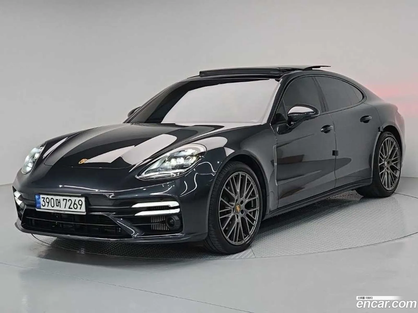 Porsche Panamera 2023 — 12