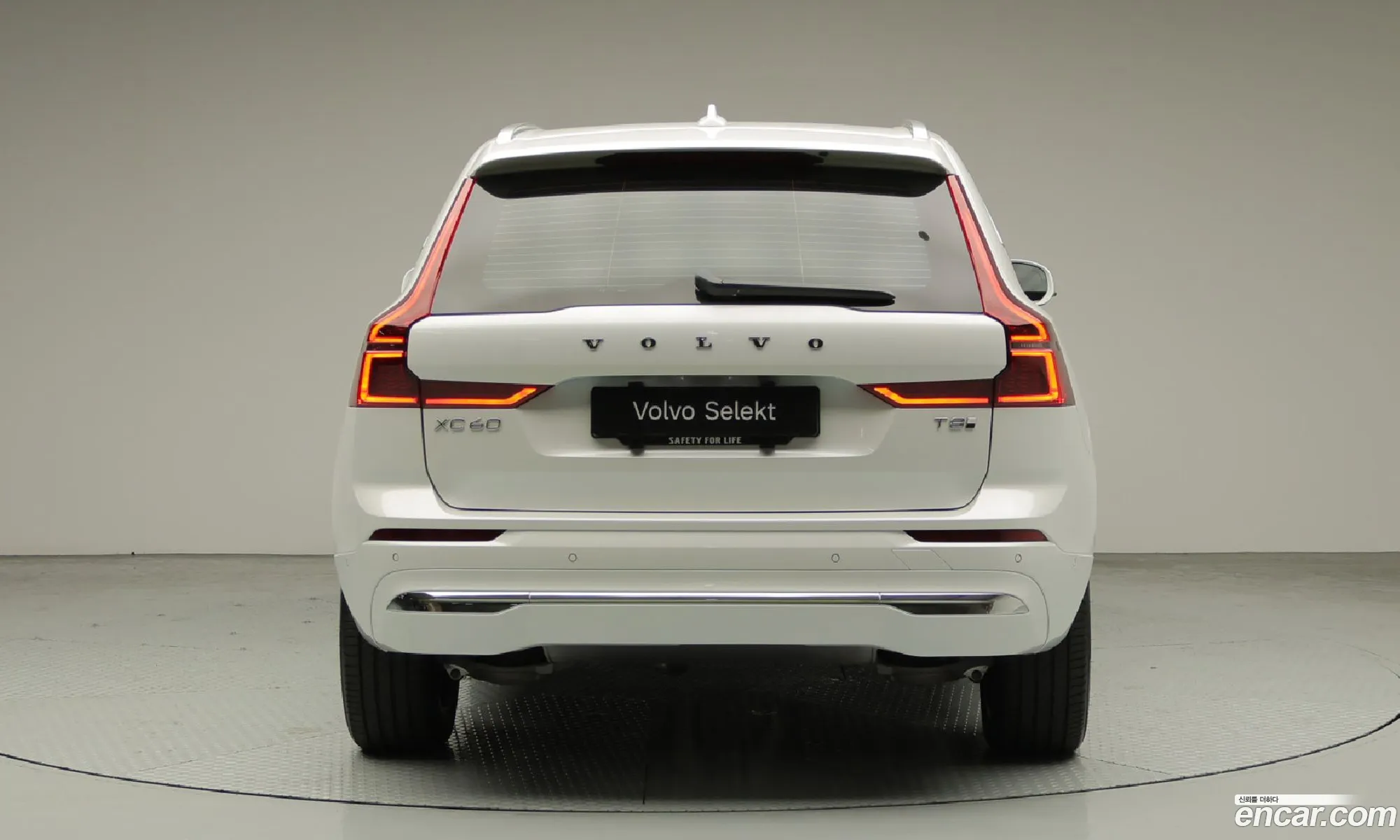 Volvo XC60 2026 — 9