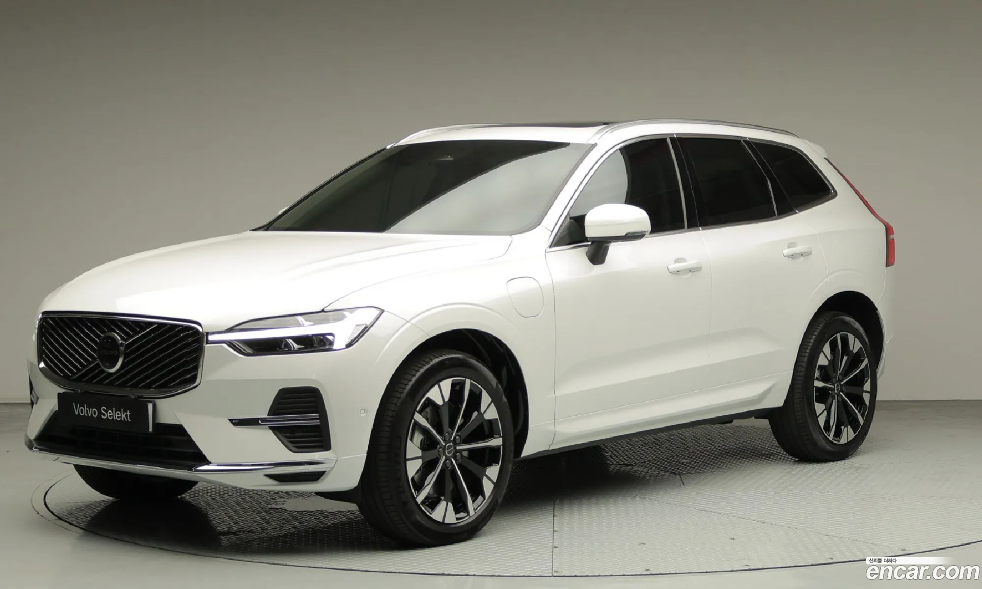 Volvo XC60 2026 — 19