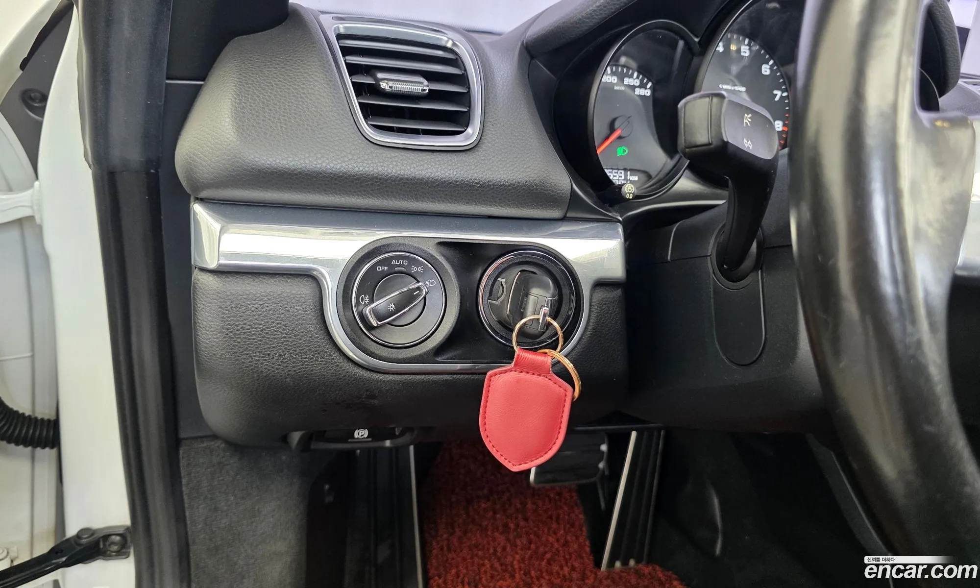 Porsche Boxster 2015 WP0CA2983GS120419 — 20