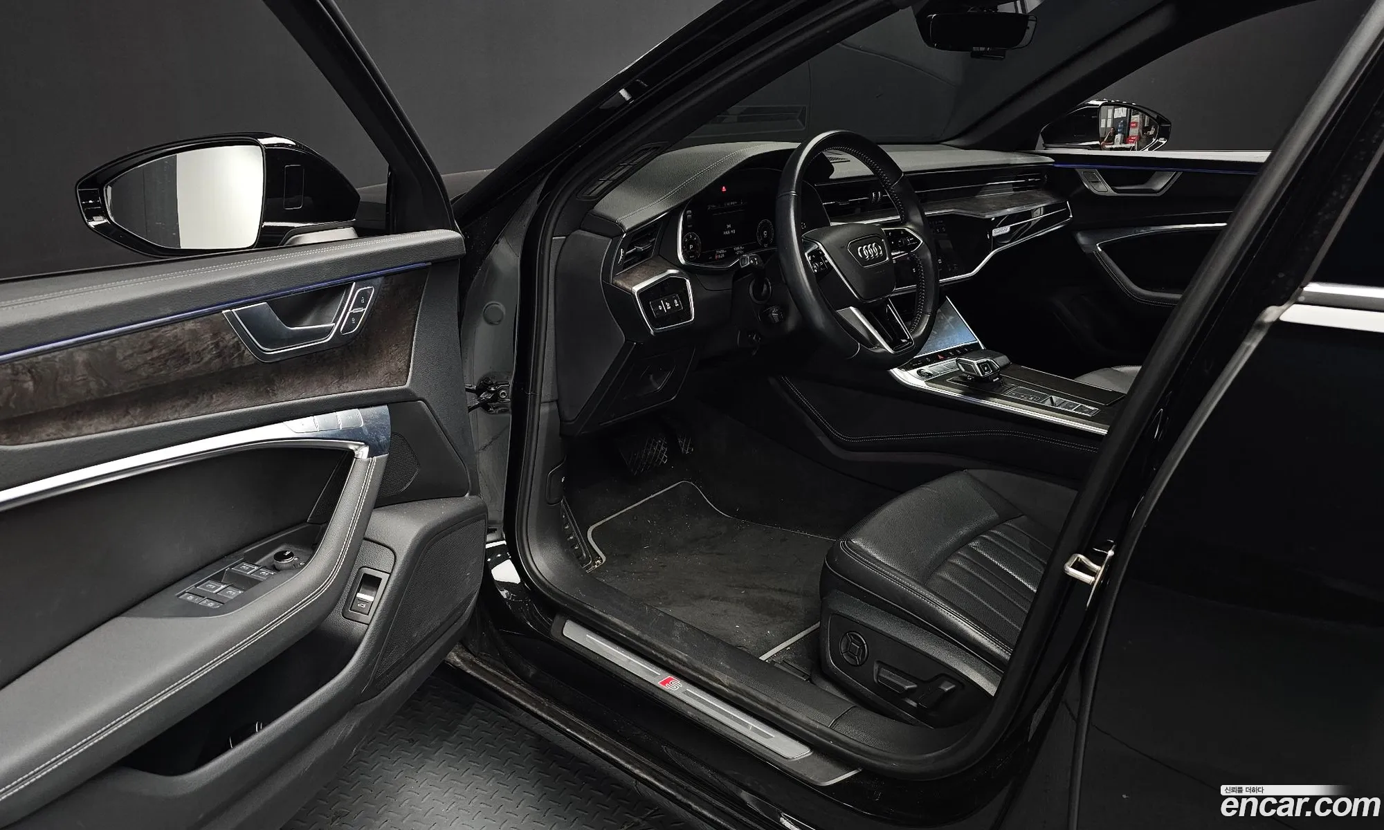 Audi A6 2021 WAUZZZF2XMN013726 — 30