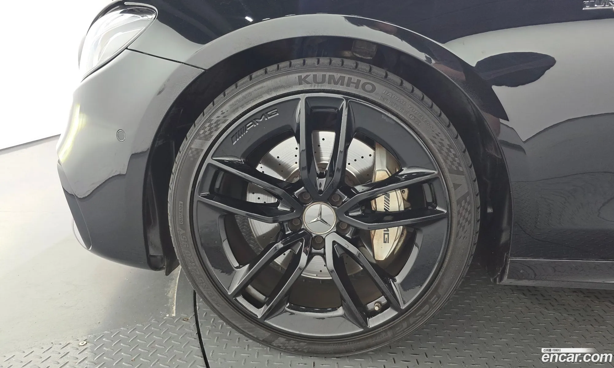 Mercedes-Benz E-Class W213 2019 WDDZF6BB9KA564420 — 18