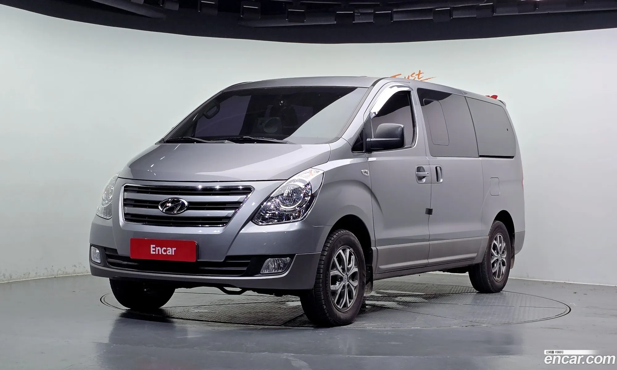 Hyundai Grand Starex 2017 — 3