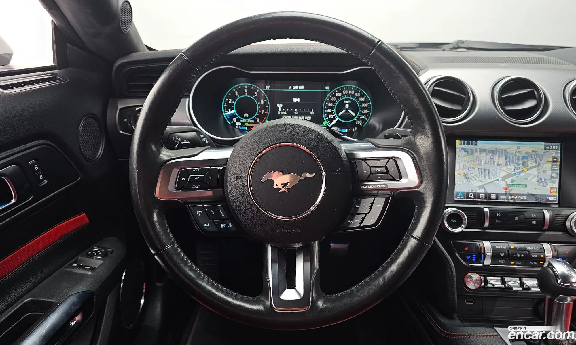 Ford Mustang 2022 — 5