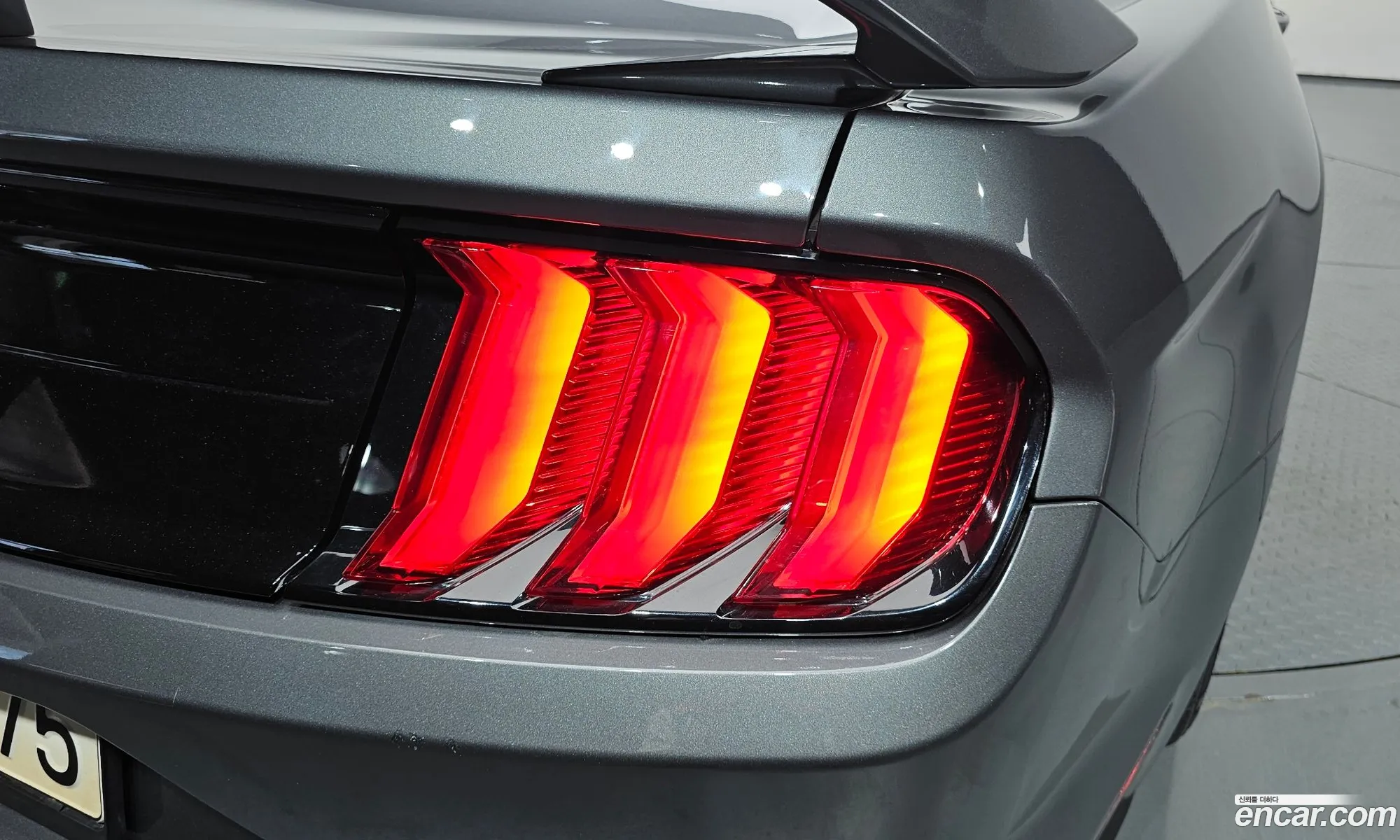 Ford Mustang 2022 — 26