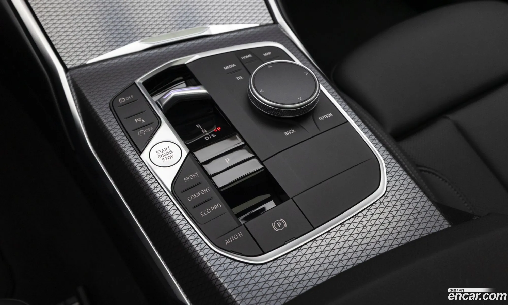 BMW 3 Series 2025 — 12