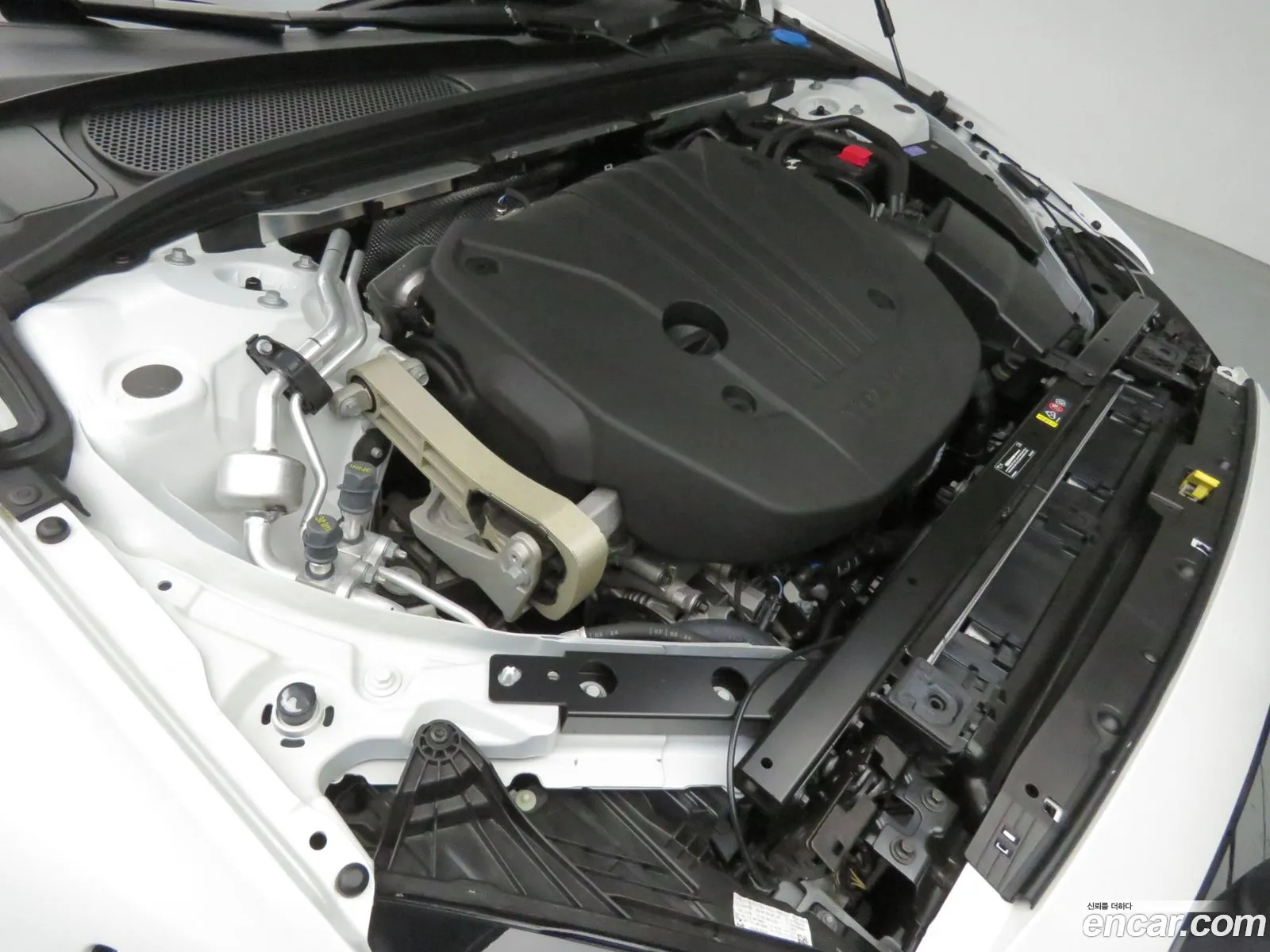 Volvo V60 Cross Country 2026 — 4