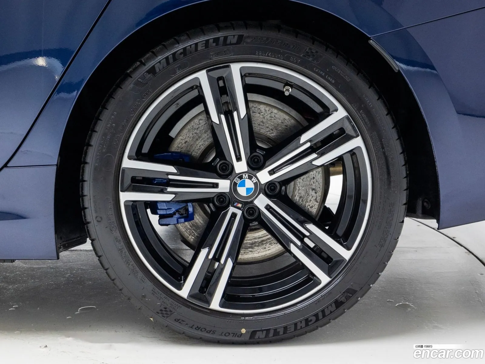 BMW 3 Series 2025 — 14