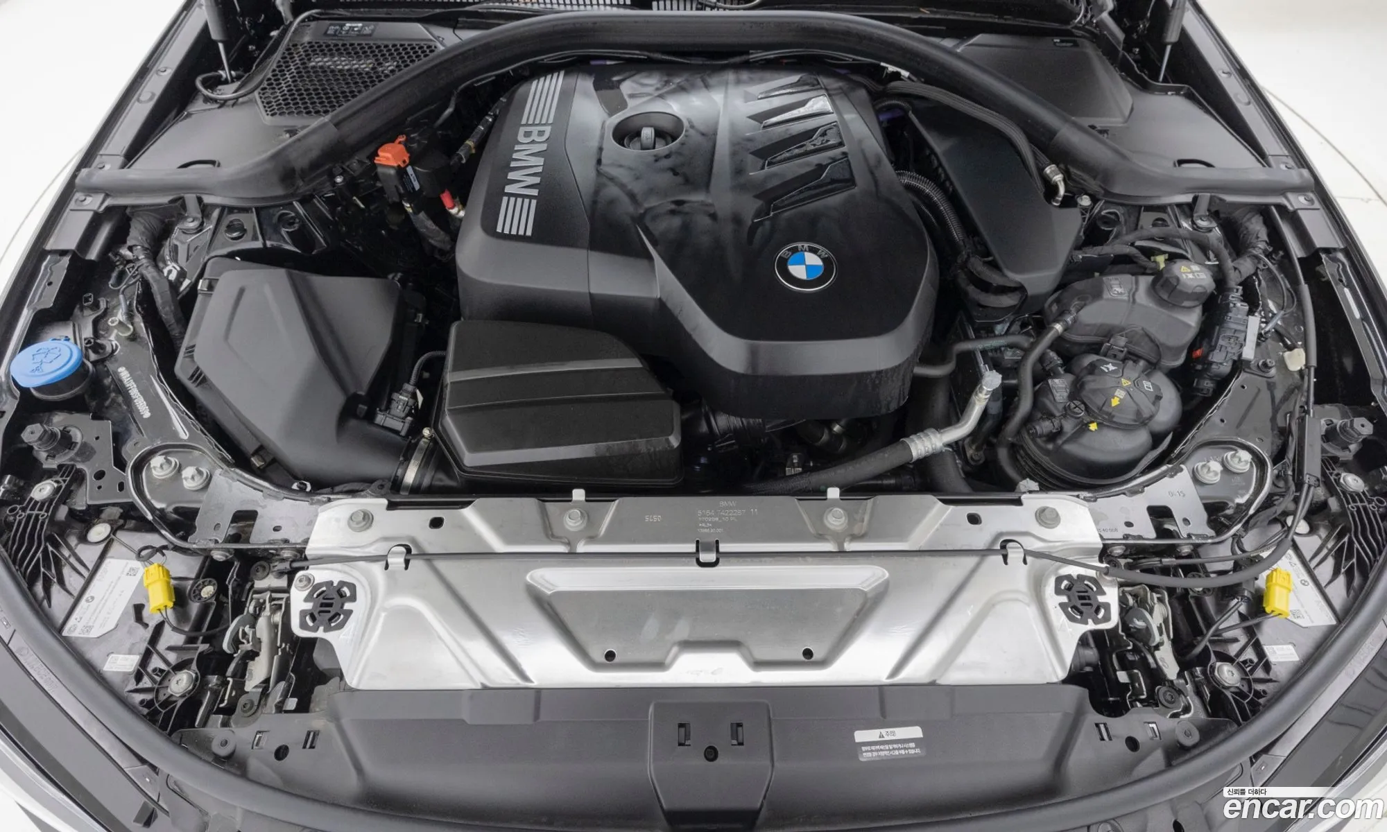 BMW 3 Series 2025 — 13