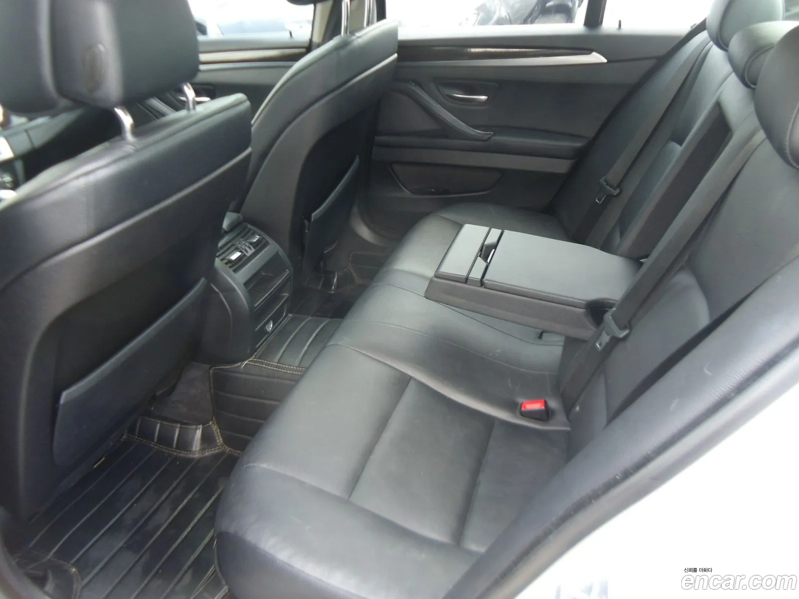 BMW 5 Series 2013 — 16
