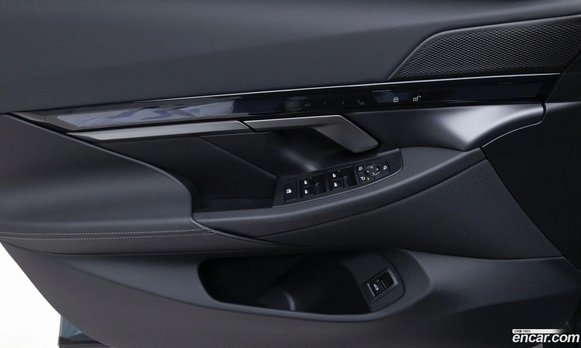 BMW 5 Series 2025 — 4