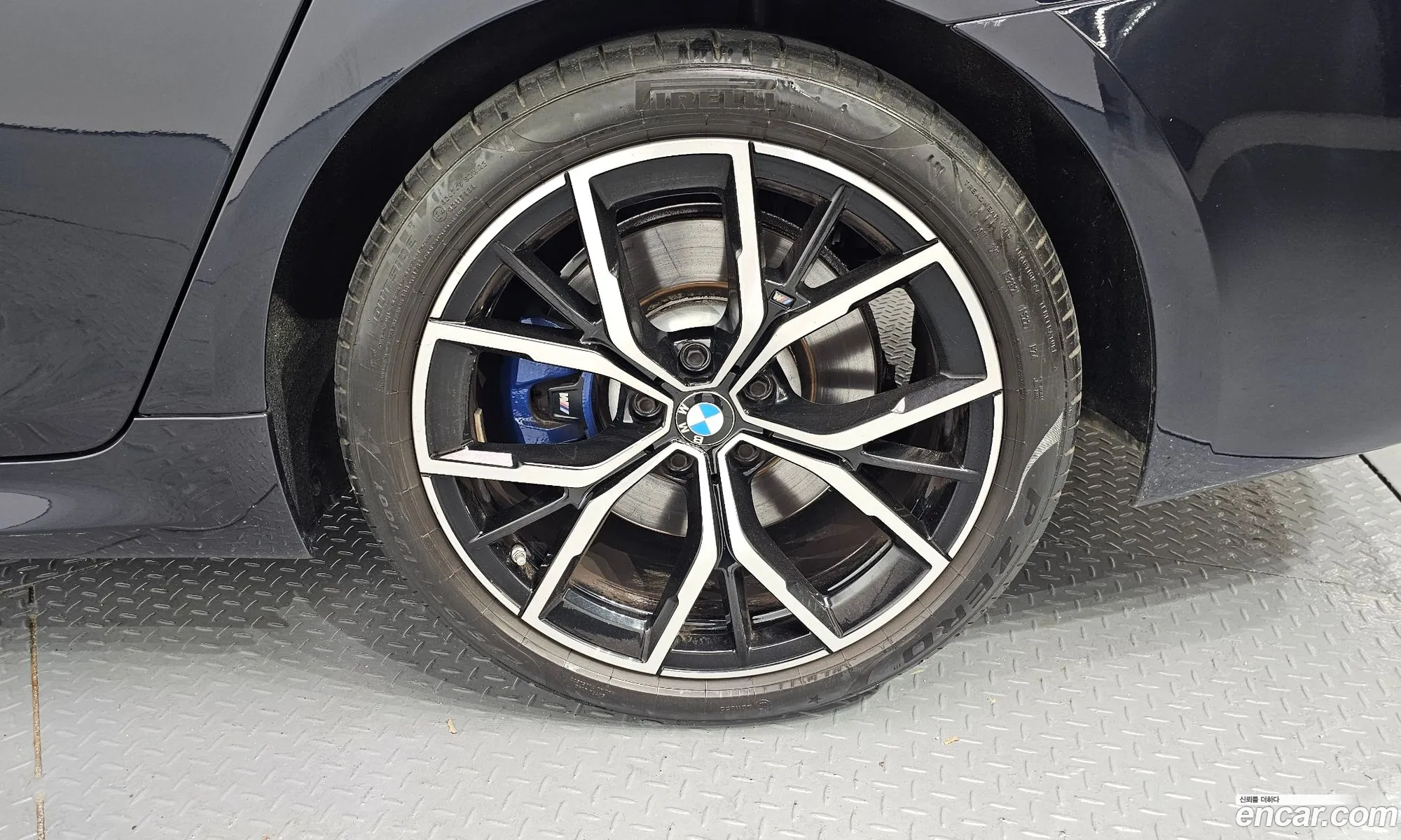 BMW 5 Series 2022 WBA71BH08NWX80889 — 5