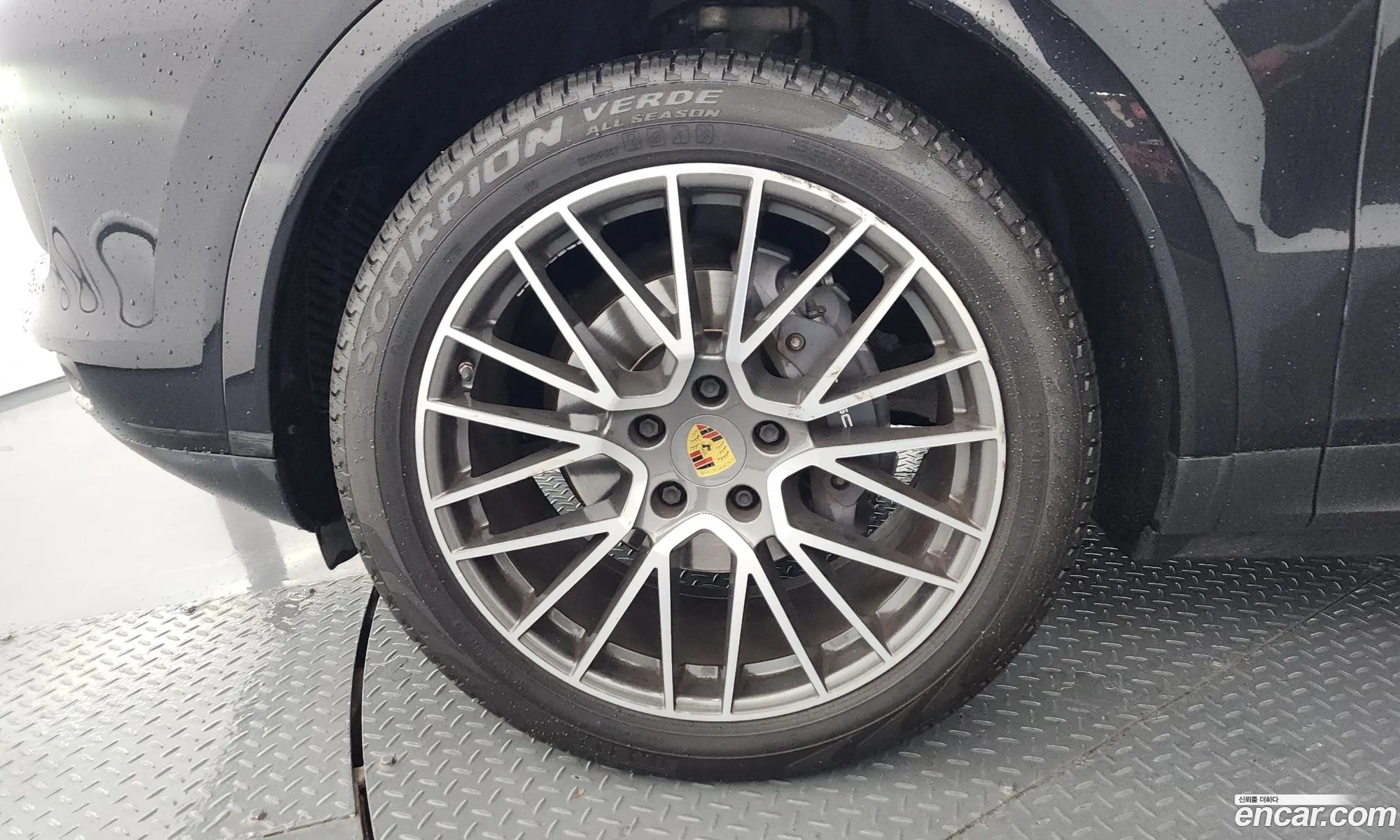 Porsche Cayenne 2021 11111111111111111 — 3