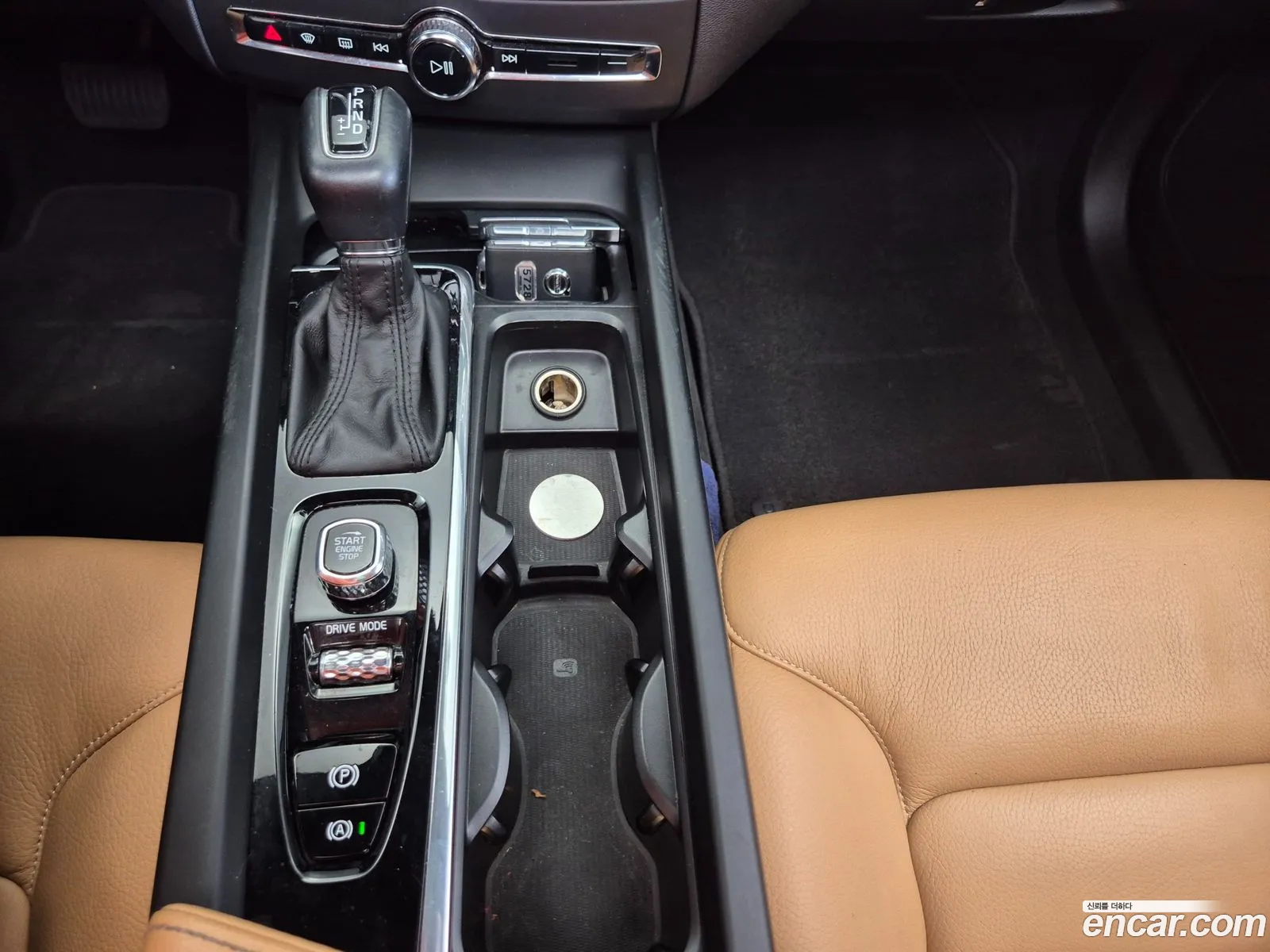 Volvo XC60 2018 — 4