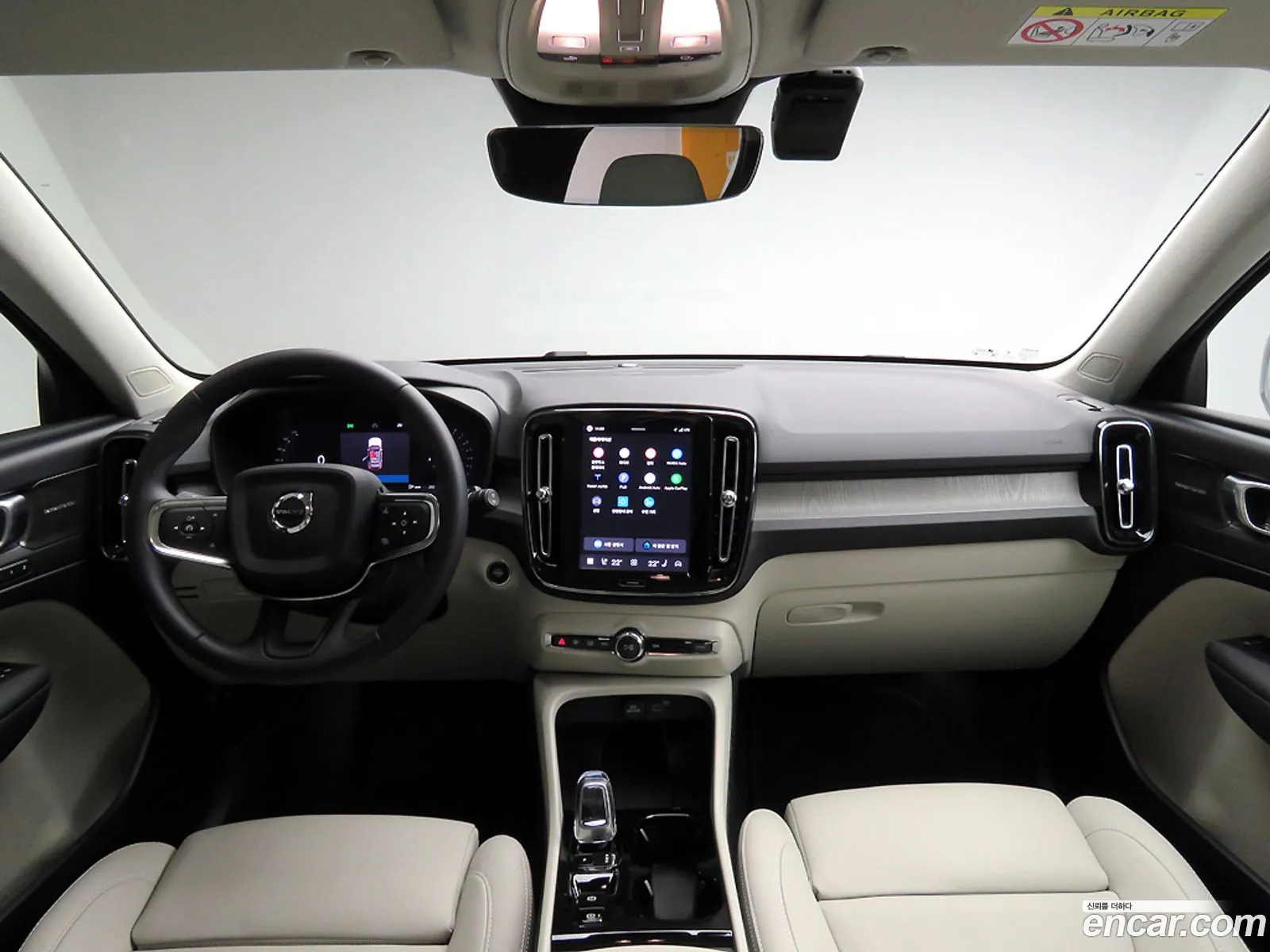 Volvo XC40 2025 — 9