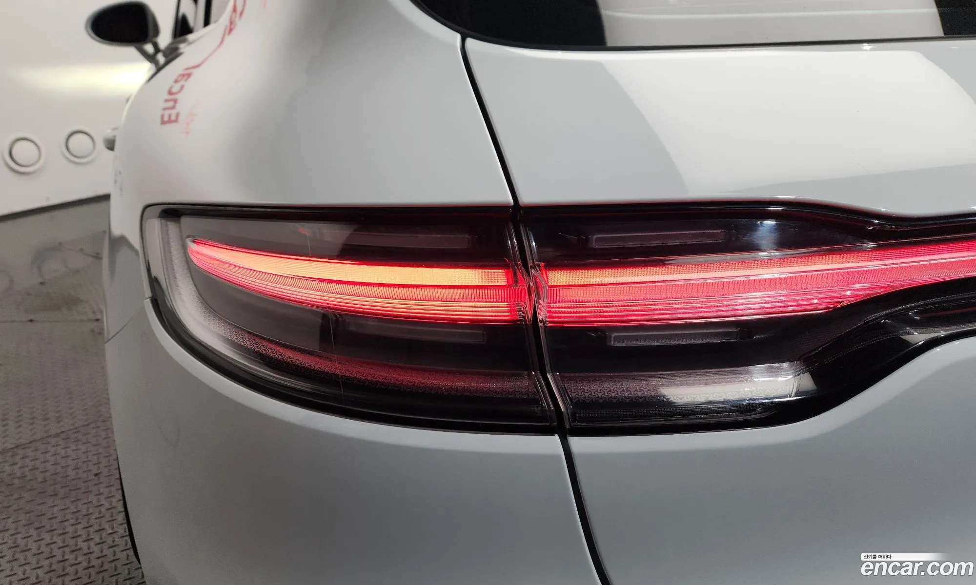 Porsche Macan 2022 WP1AG2950NLB36143 — 31