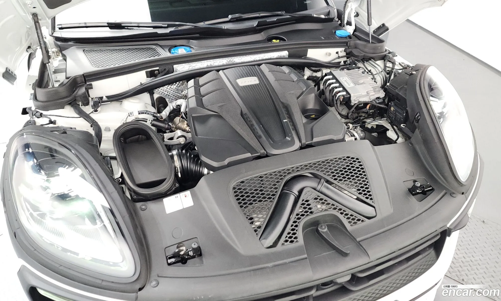 Porsche Macan 2022 WP1AG2950NLB36143 — 27