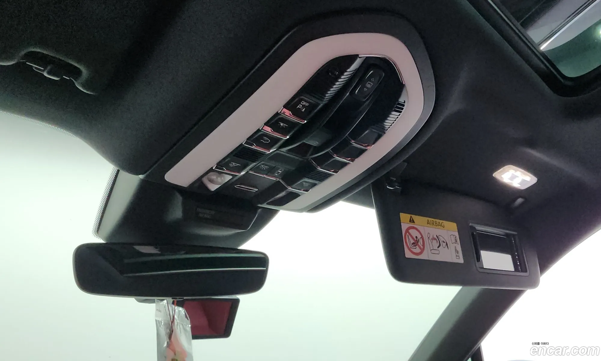 Porsche Macan 2022 WP1AG2950NLB36143 — 13