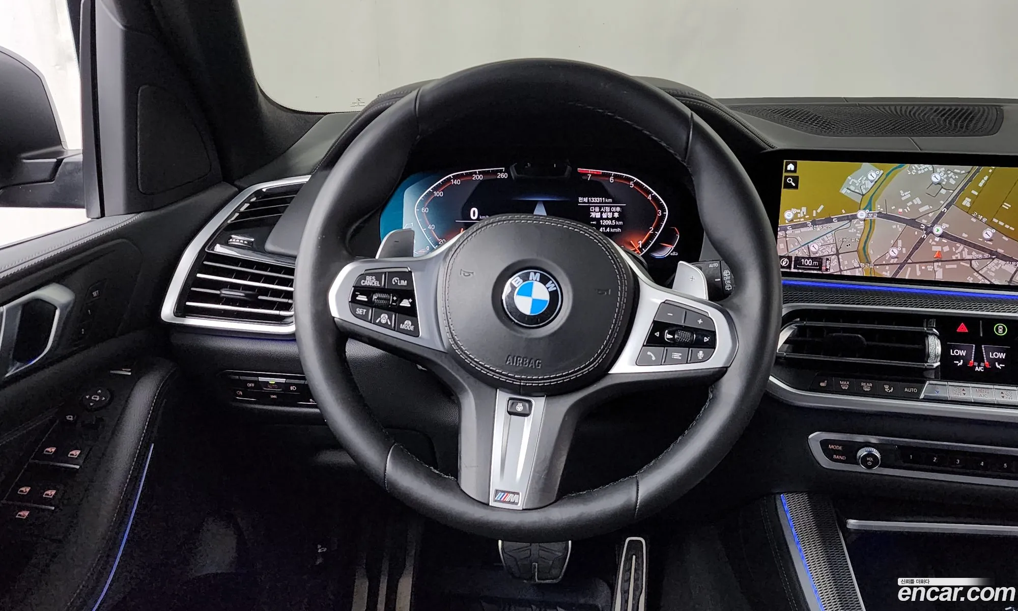 BMW X5 2021 WBACR6108N9K00886 — 25