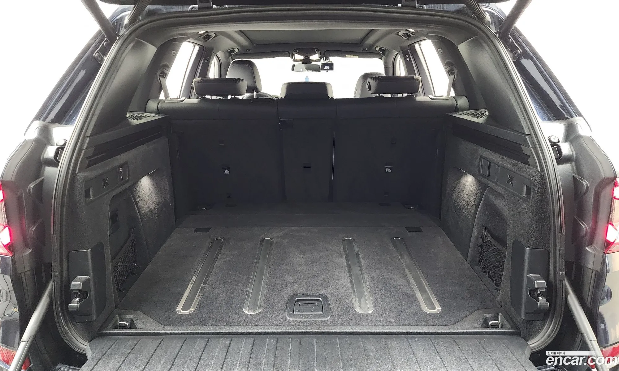 BMW X5 2021 WBACR6108N9K00886 — 3