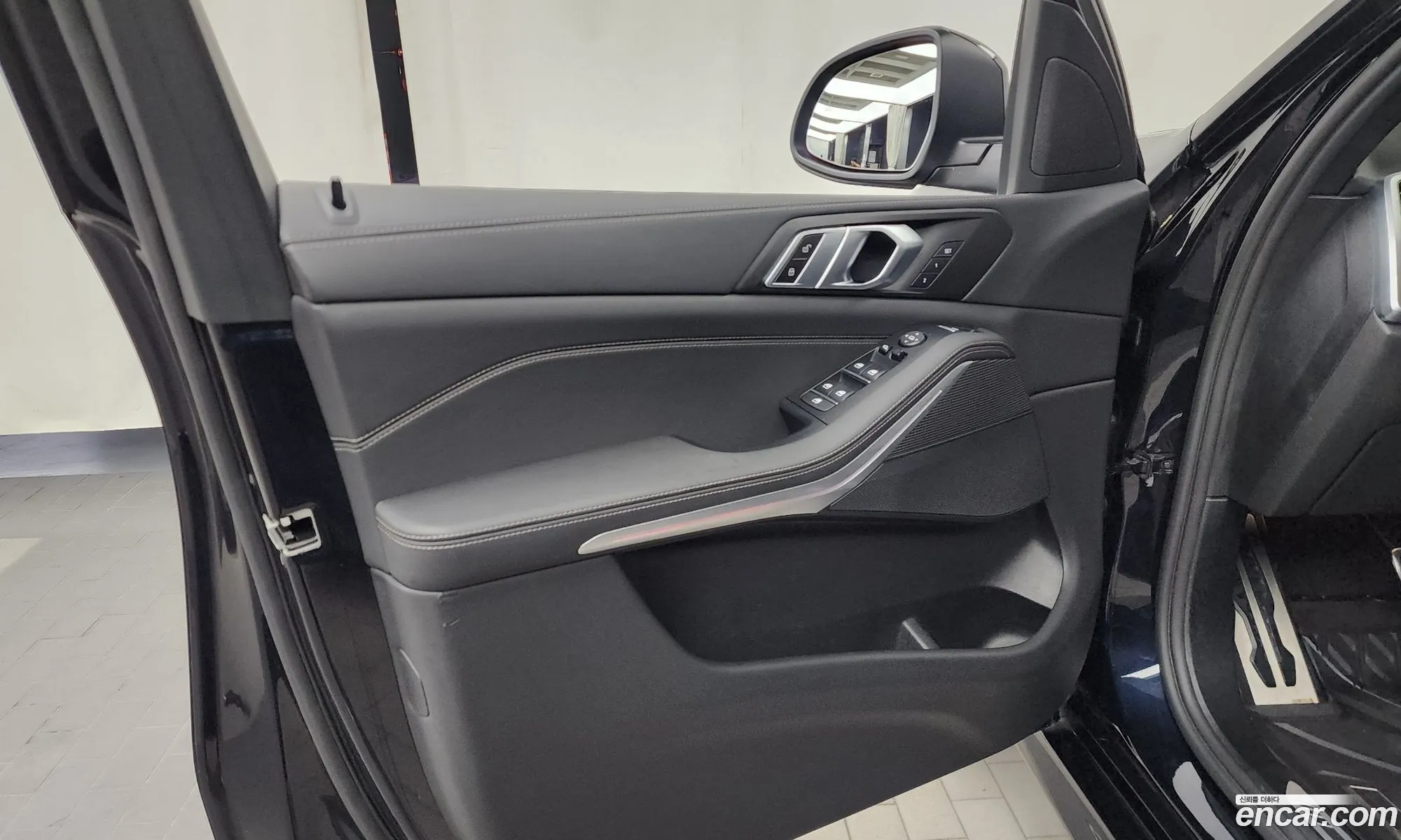 BMW X5 2021 WBACR6108N9K00886 — 7