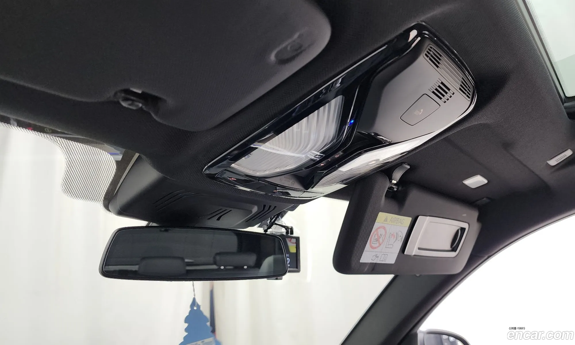 BMW X5 2021 WBACR6108N9K00886 — 12