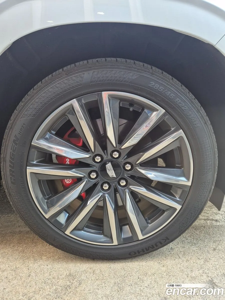 Cadillac Escalade 2023 — 4