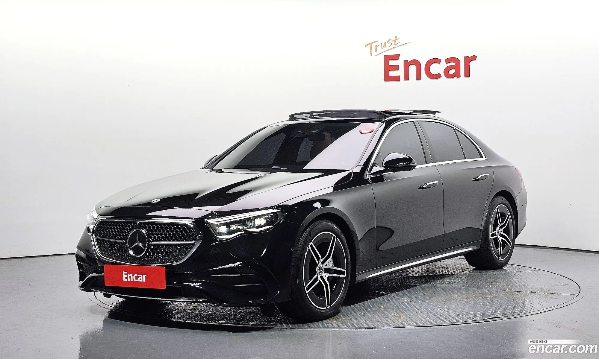 Mercedes-Benz E-Class W214 2025 — 4