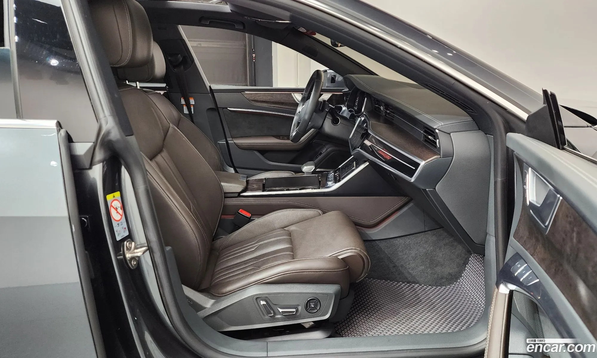 Audi A7 2021 — 32