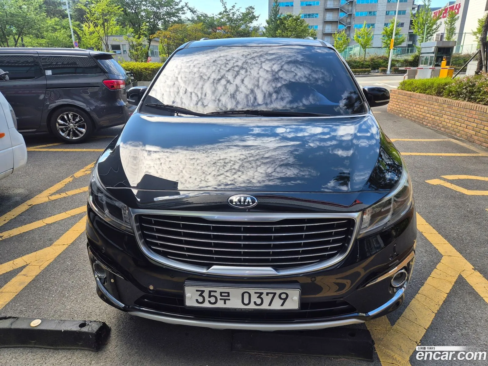 Kia Carnival 2015 — 4