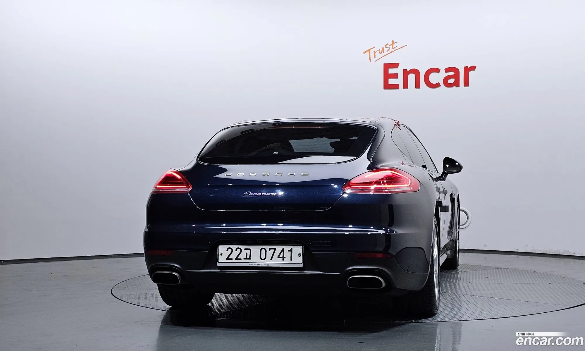 Porsche Panamera 2016 WP0AA2974GL001397 — 2
