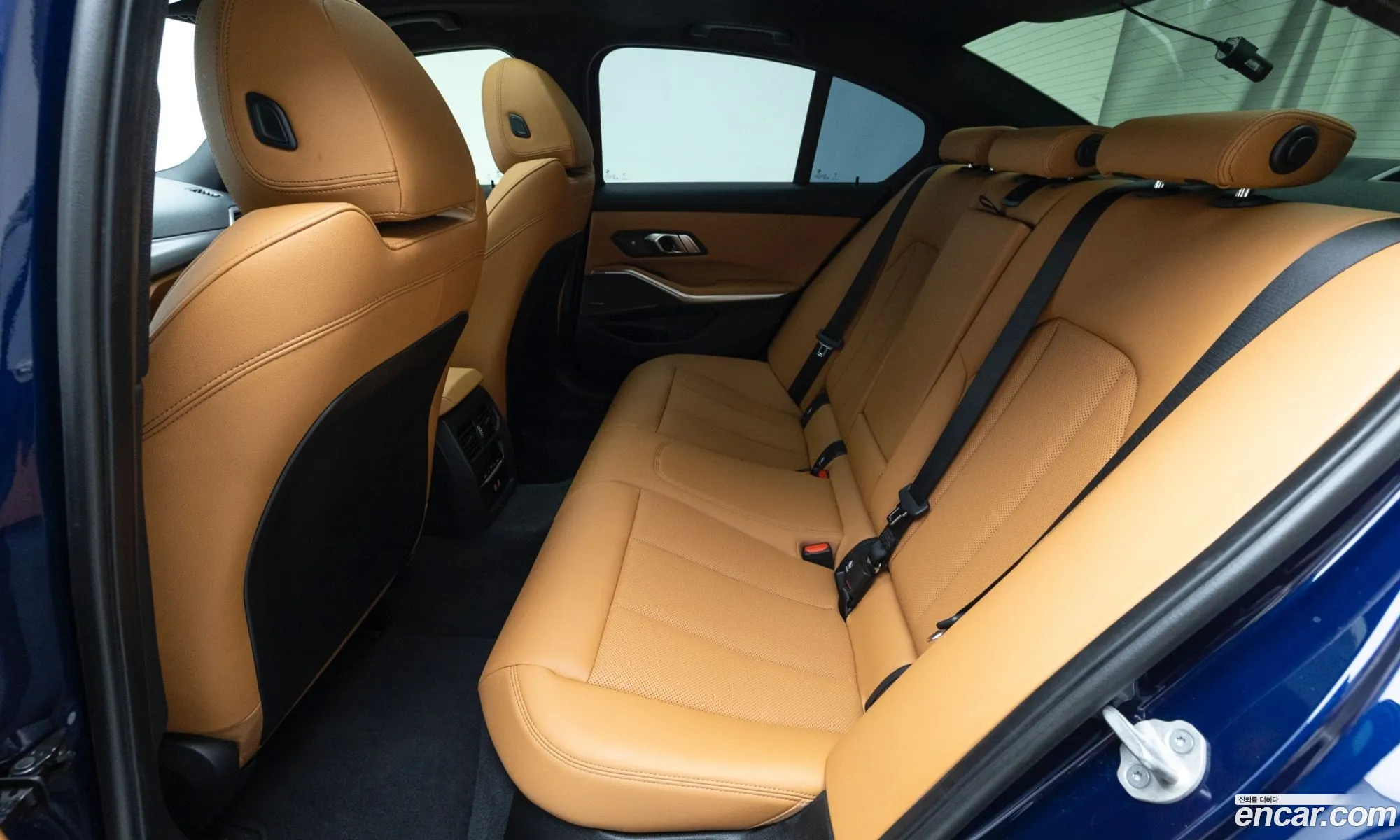BMW 3 Series 2025 — 3