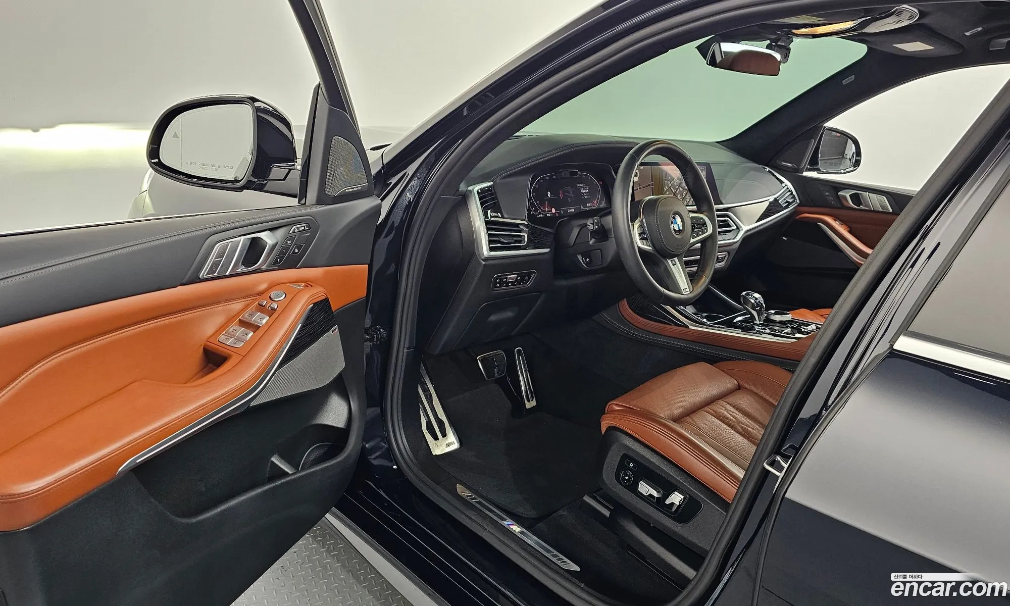 BMW X7 2020 WBACW2108L9C25689 — 6