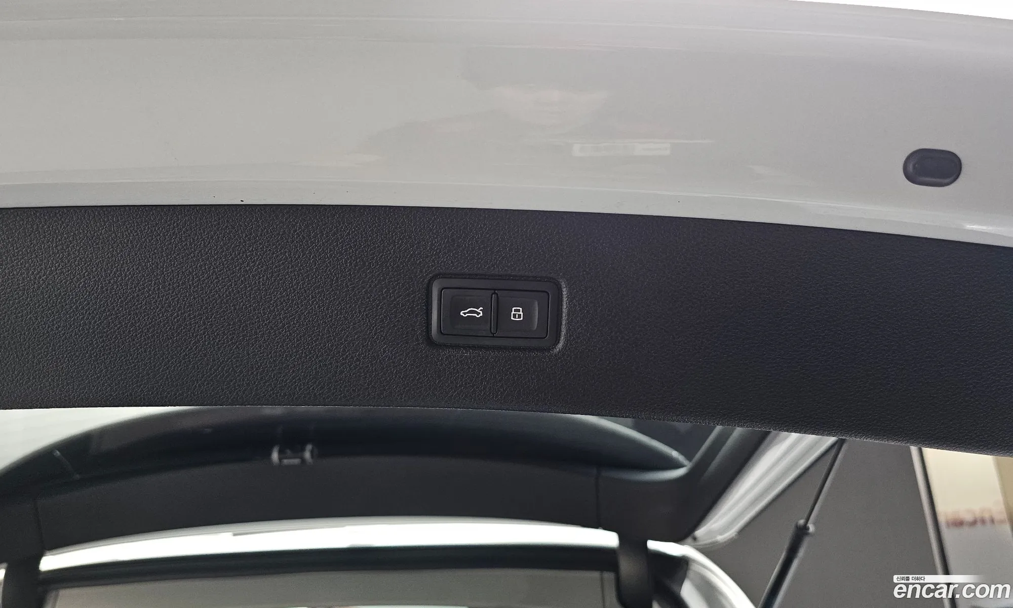 Audi Q7 2019 WAUZZZ4MXKD041405 — 6