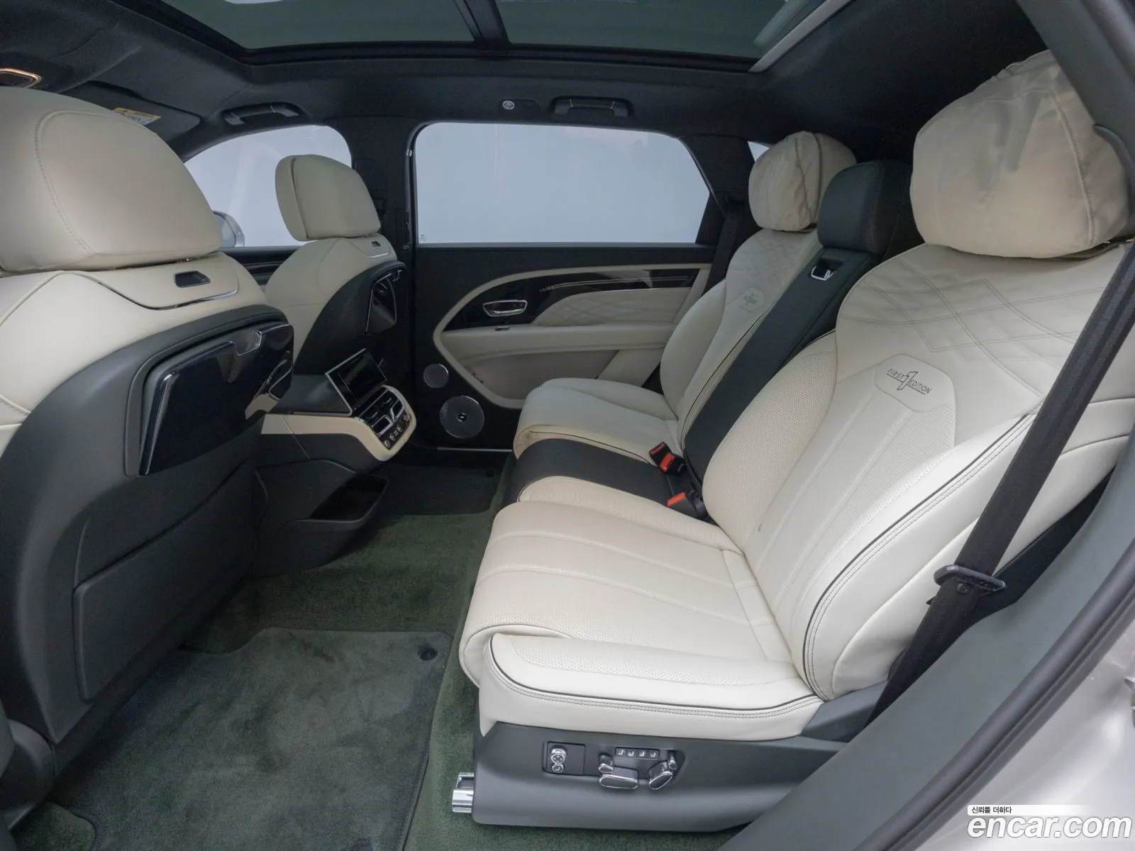 Bentley Bentayga 2024 — 3