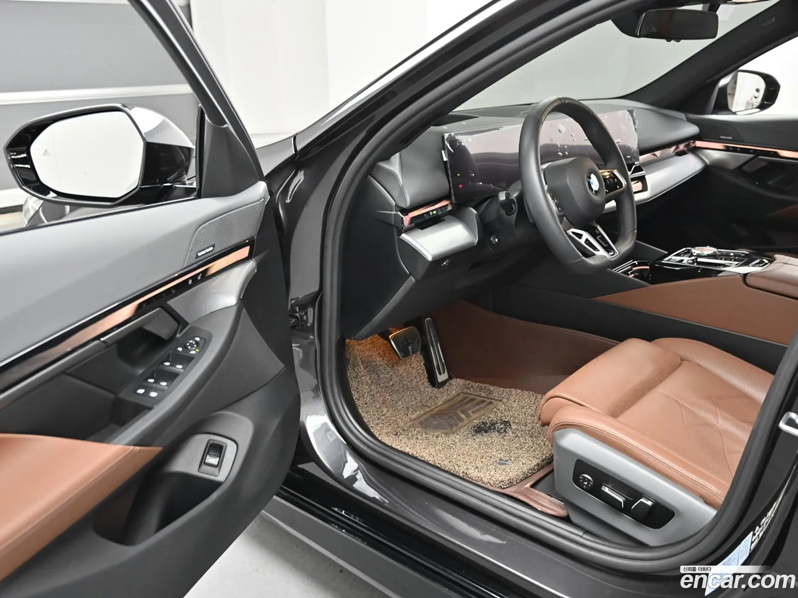 BMW 5 Series 2023 — 12