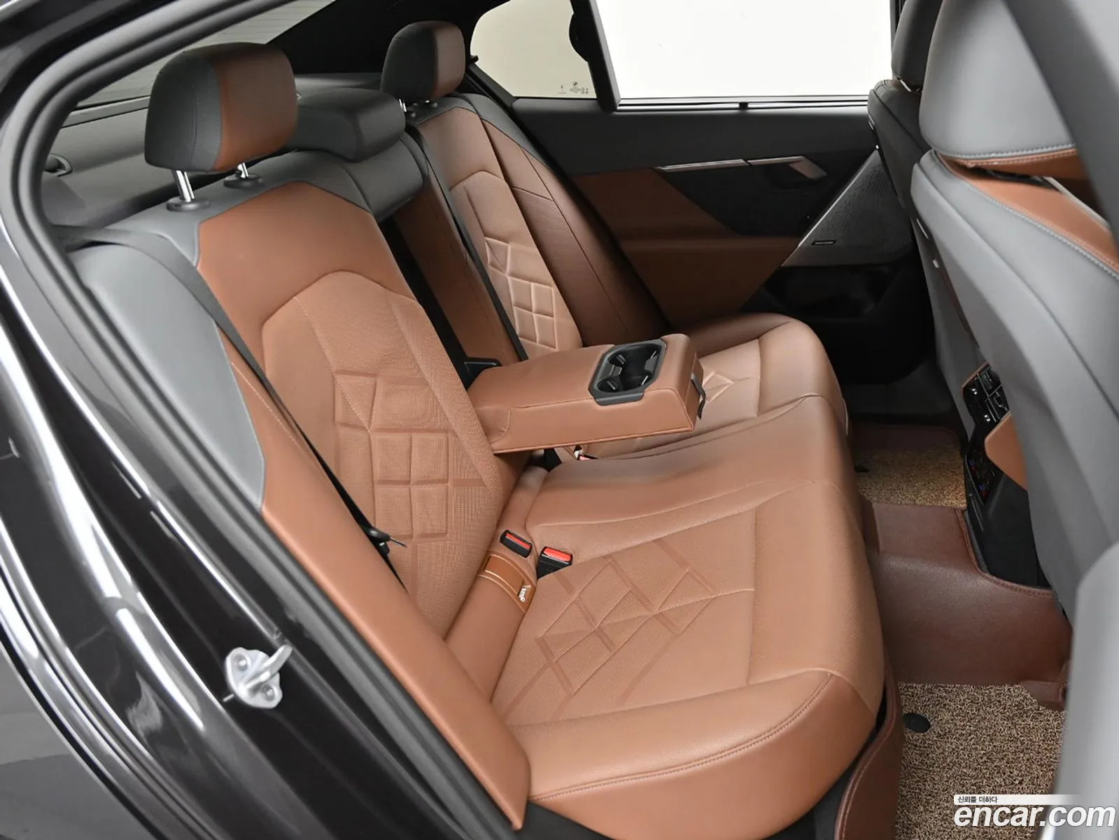 BMW 5 Series 2023 — 11