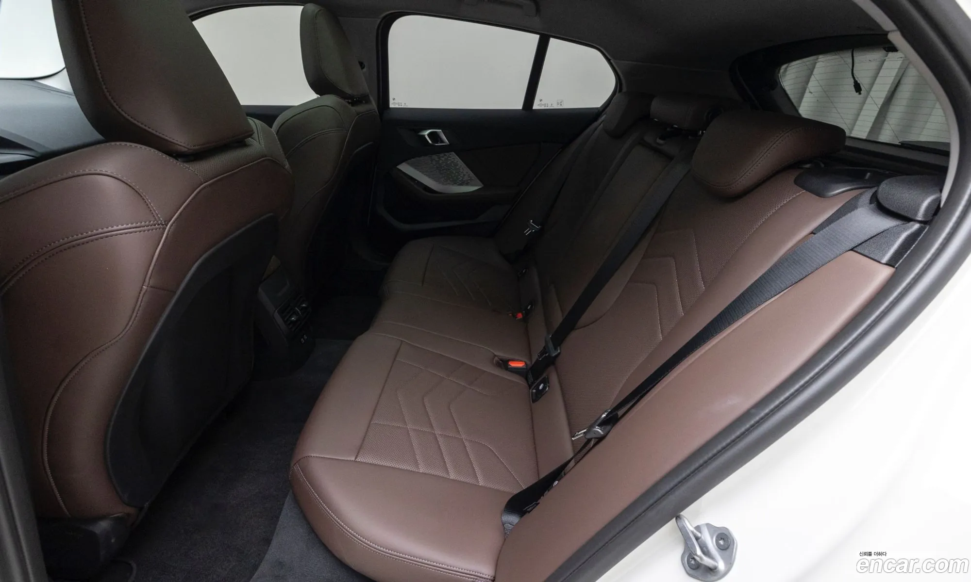 BMW 1 Series 2025 — 16