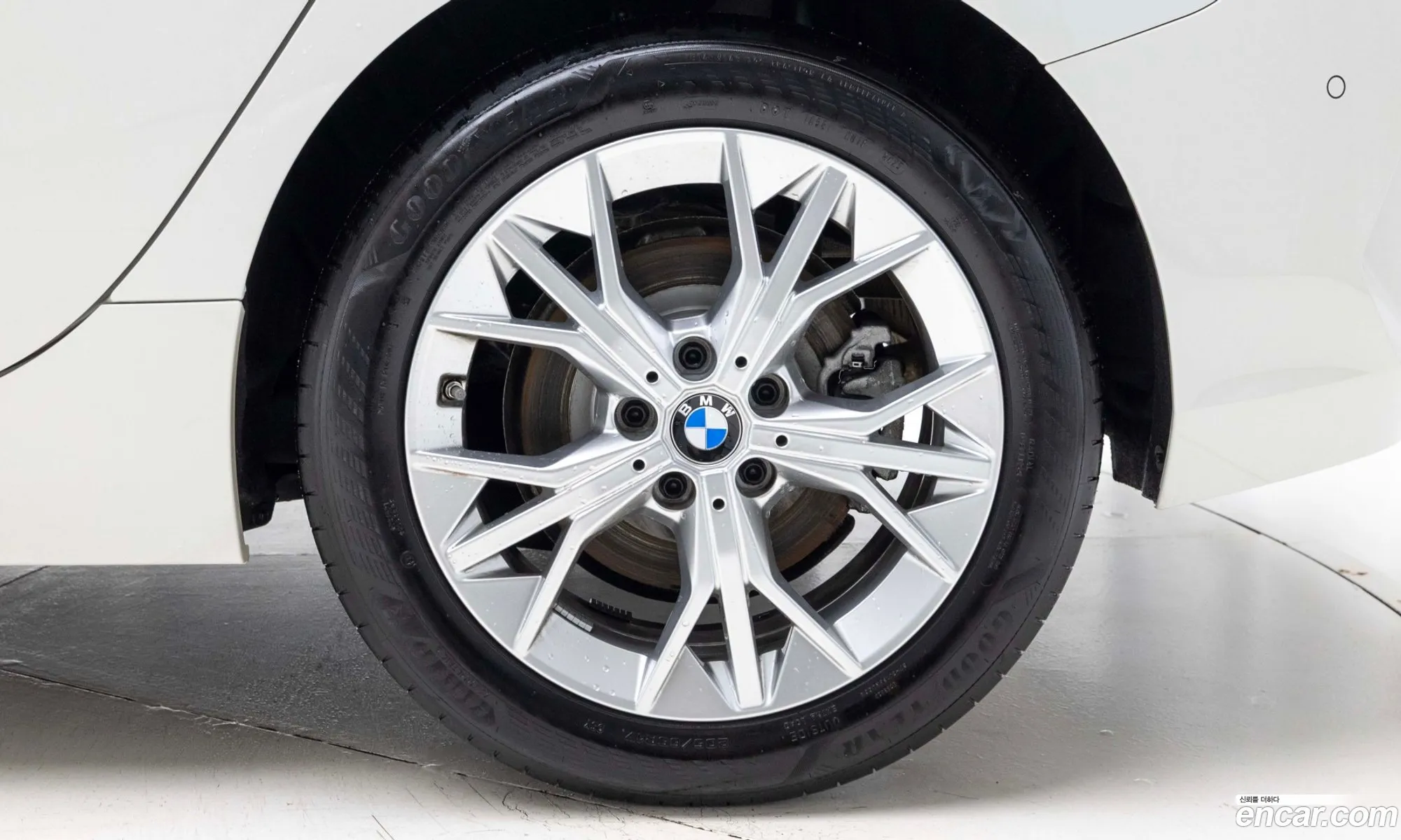 BMW 1 Series 2025 — 14