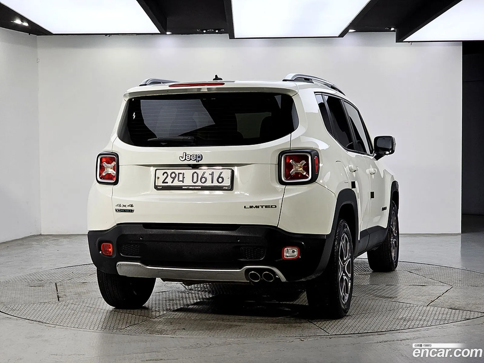 Jeep Renegade 2015 — 11