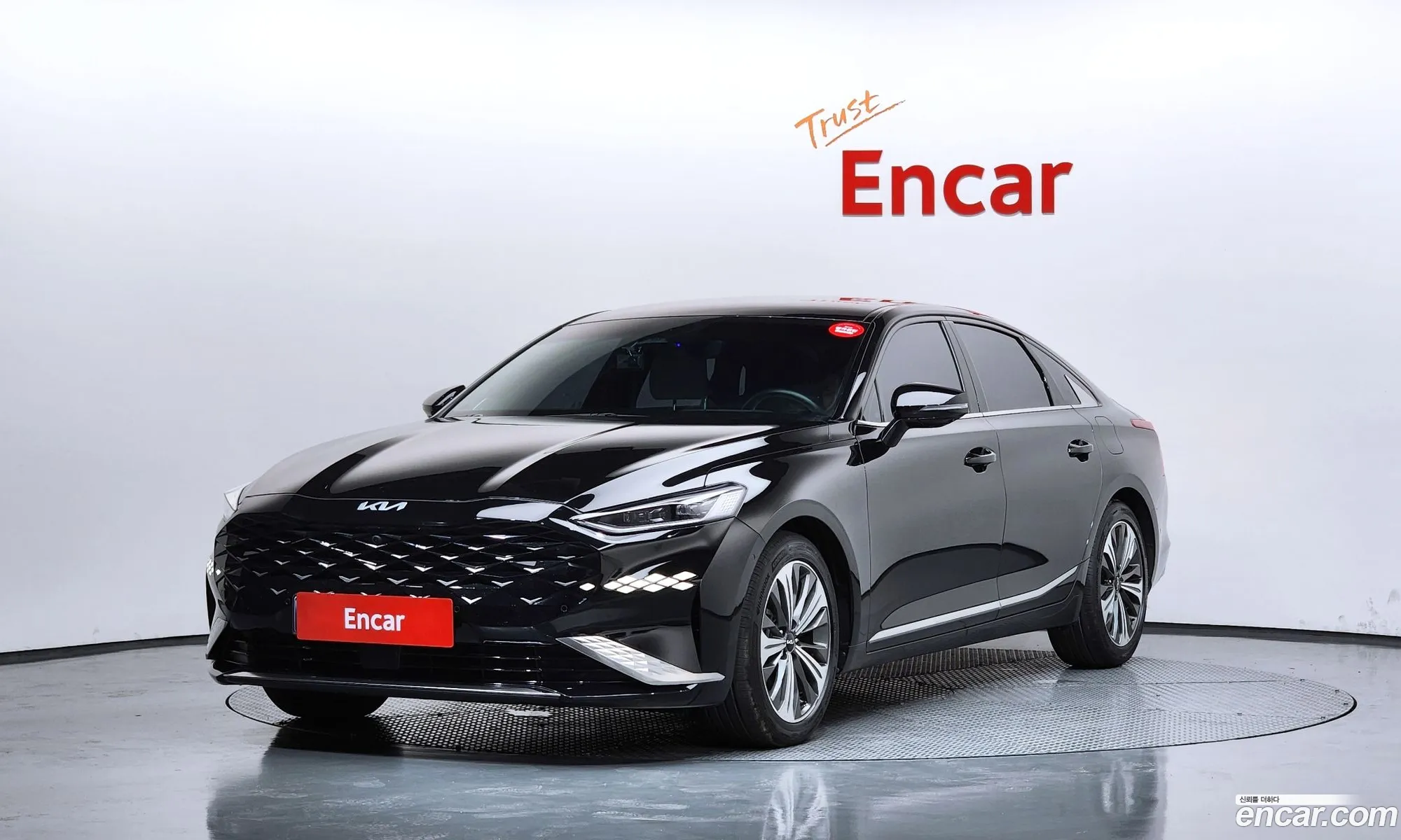 Kia K8 Hybrid 2023 — 4