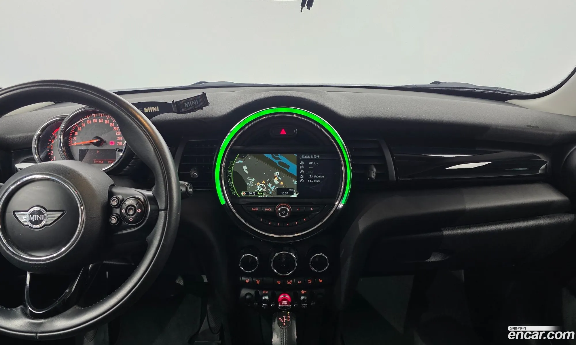 Mini Cooper D 2016 — 15