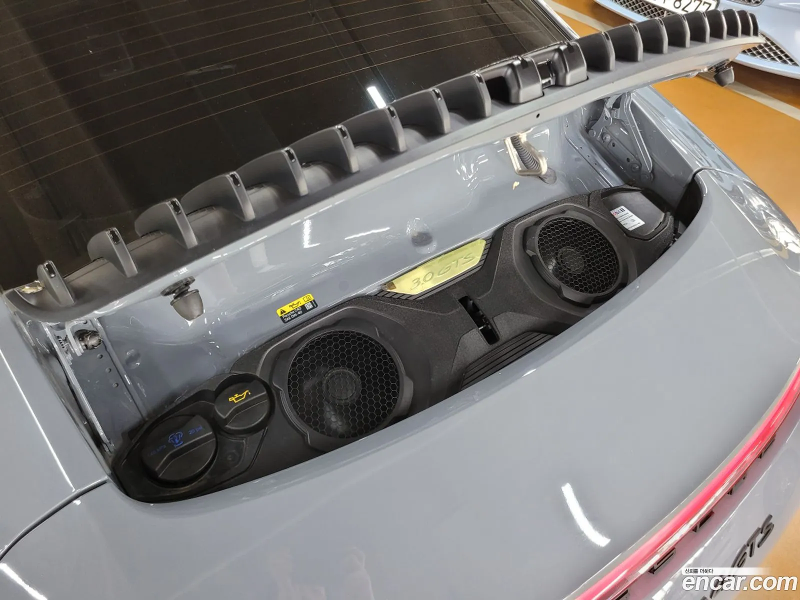 Porsche 911 2023 — 19