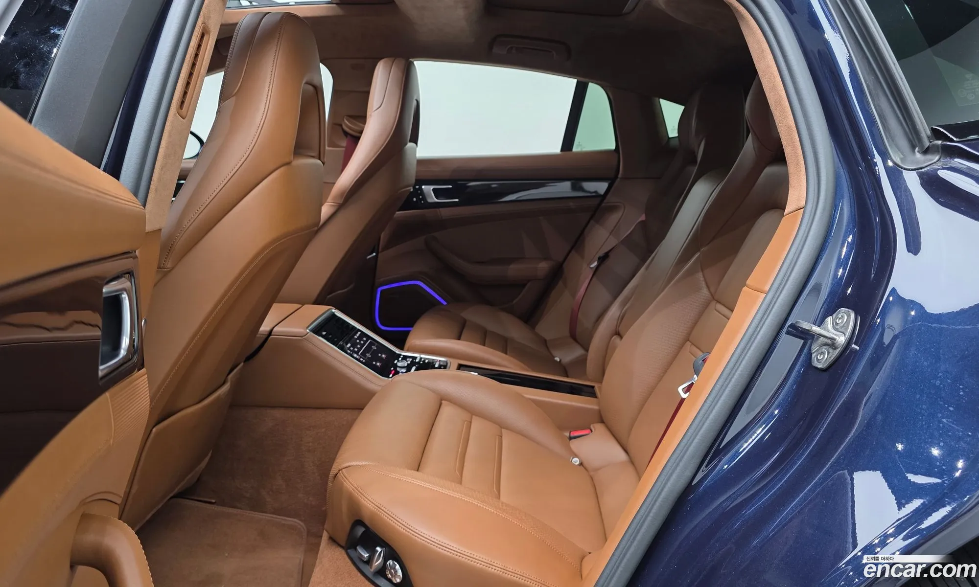 Porsche Panamera 2021 WP0AJ2972ML117693 — 24