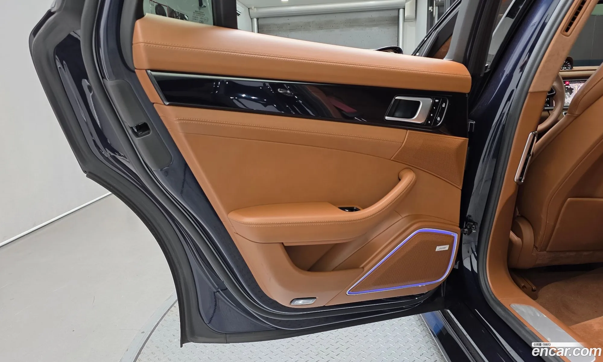 Porsche Panamera 2021 WP0AJ2972ML117693 — 18
