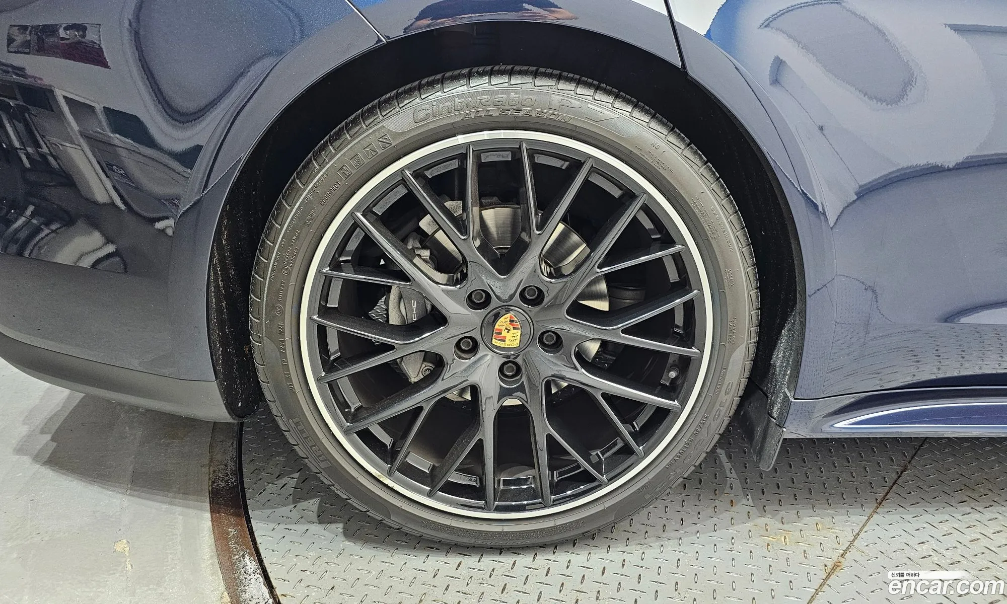 Porsche Panamera 2021 WP0AJ2972ML117693 — 33