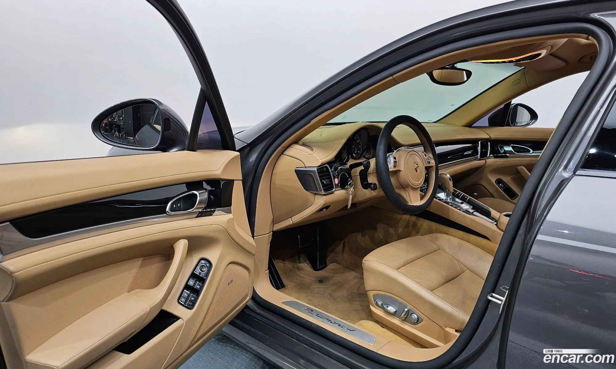 Porsche Panamera 2015 — 10