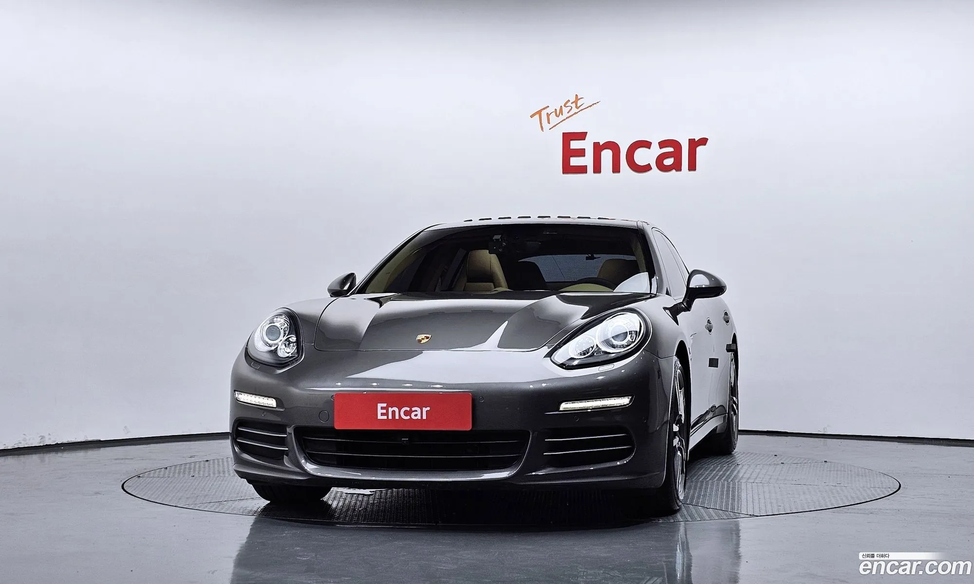Porsche Panamera 2015 — 18