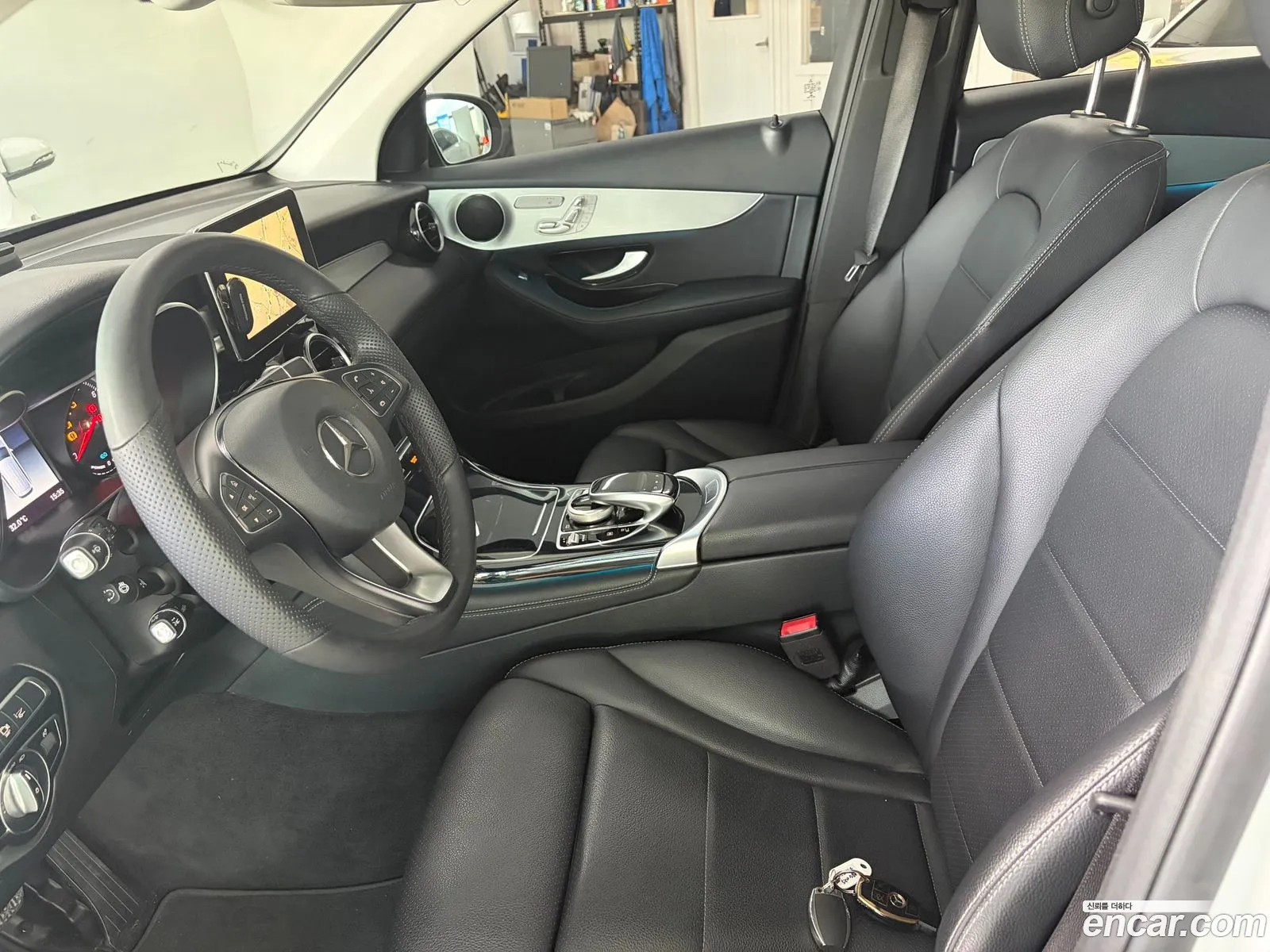 Mercedes-Benz GLC-Class X253 2018 — 13