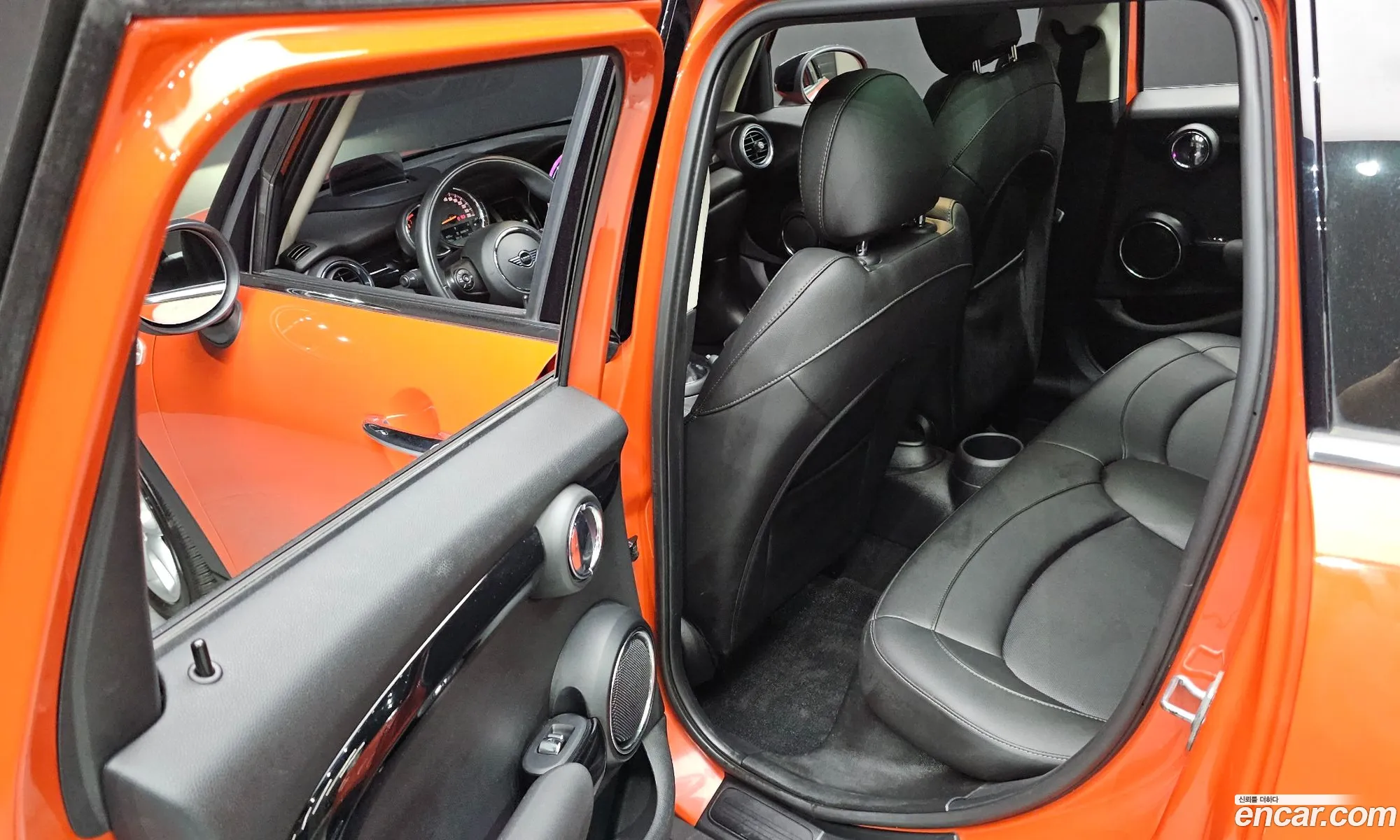 Mini Cooper 2020 WMWXV7100L2L63363 — 19